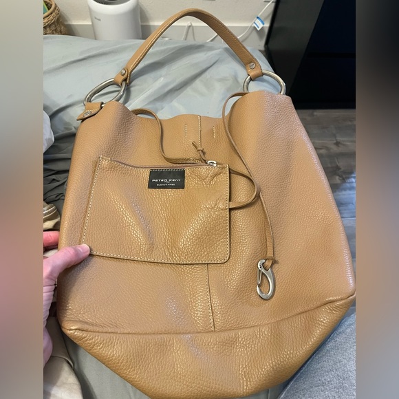 Beautiful, daily go to brown leather bag from Argentina store. - Picture 2 of 9